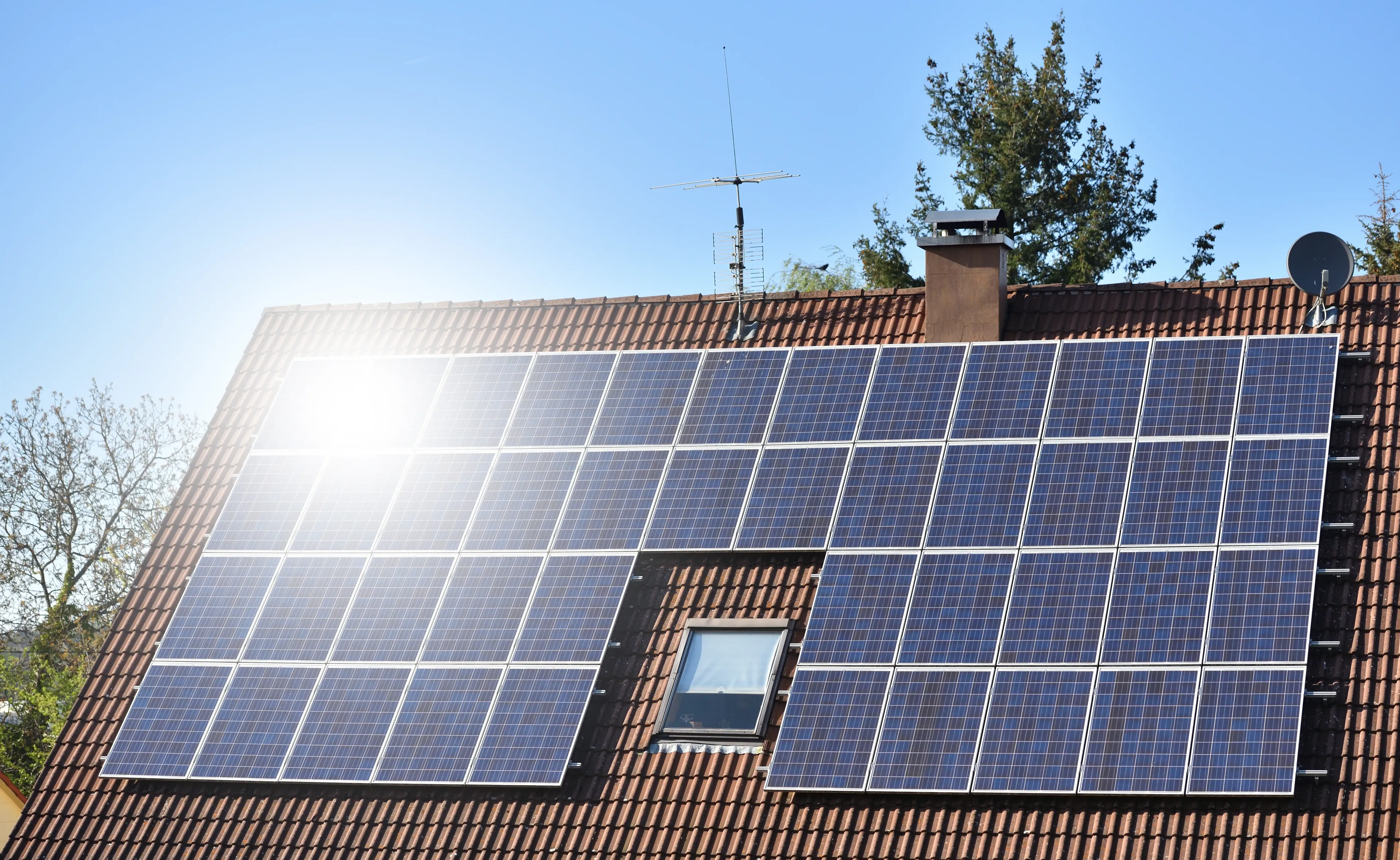Maison équipée de panneaux solaires